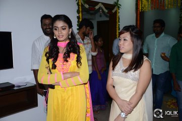 Dikkulu Choodaku Ramayya Movie Opening